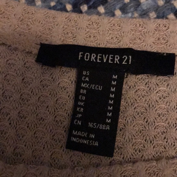 Sweater - Picture 3 of 3